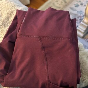Fleo maroon Leggings